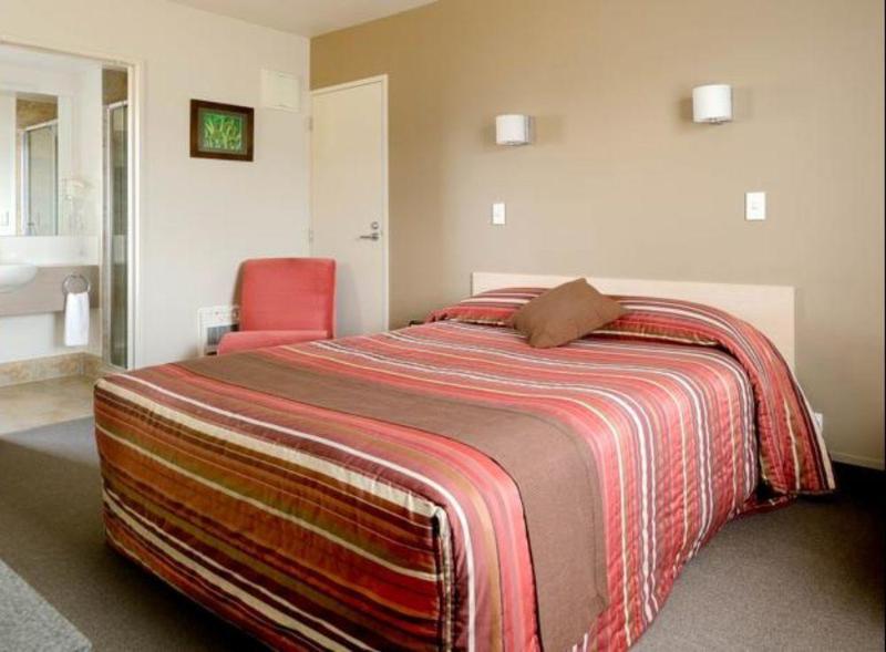 Bella Vista Motel 4*
